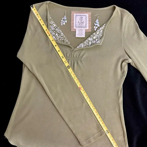Women’s Top - Olive Green V-Neck with Sequins by For Joseph Fortune - Size M - Picture 10 of 16